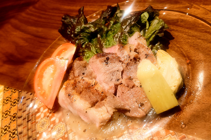 SY kitchen「和豚もち豚のステーキ」